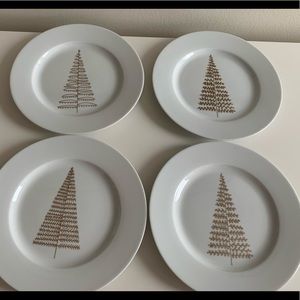 Crate & Barrel 8” Christmas Plates (set of 4) and 8 Christmas Napkins